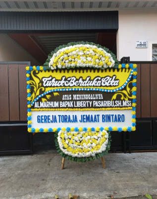 Papan Bunga Duka di Peukan Bada